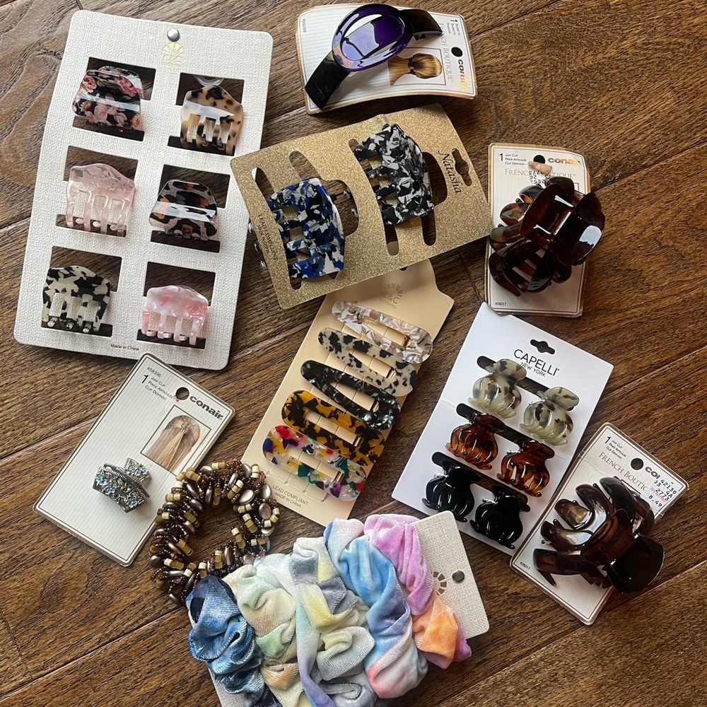 ✨NWT✨ Assorted Colorful Hair Clips, Barrettes, and Scrunchies